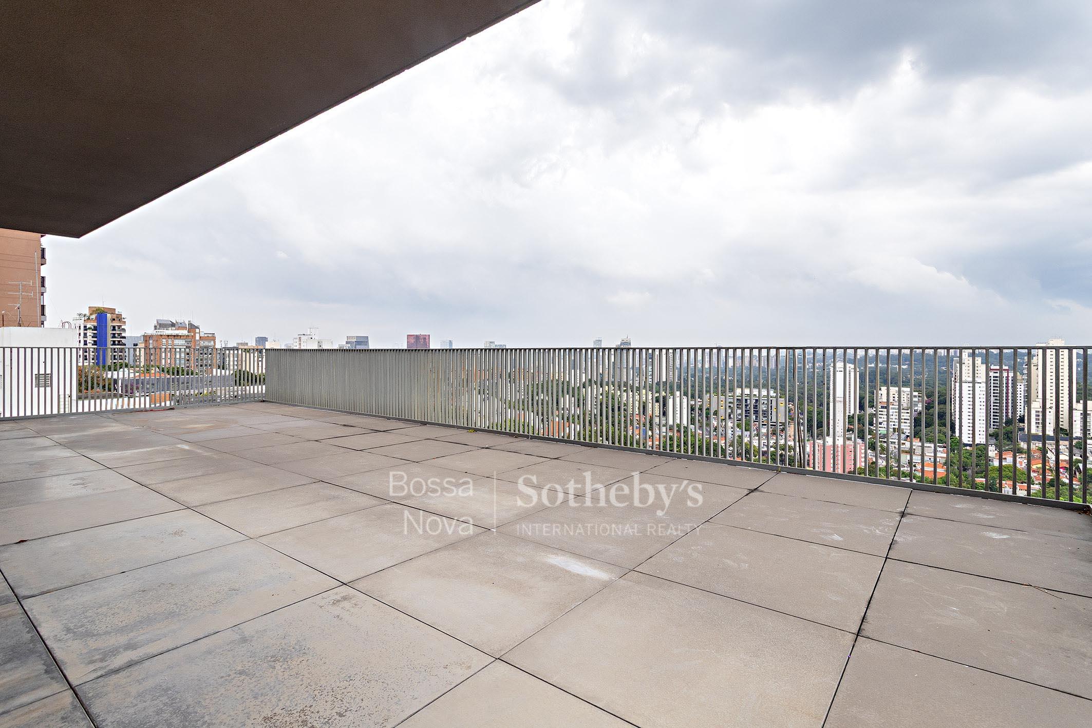 Cobertura Triplex para venda em Vila Madalena
